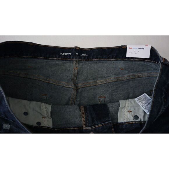 Old Navy Women's Sz 40 Blue Distressed Slim Built-In Flex Denim Shorts - Picture 3 of 8